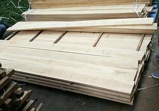 購(gòu)買杉木板之前，必須知道這些優(yōu)缺點(diǎn)！