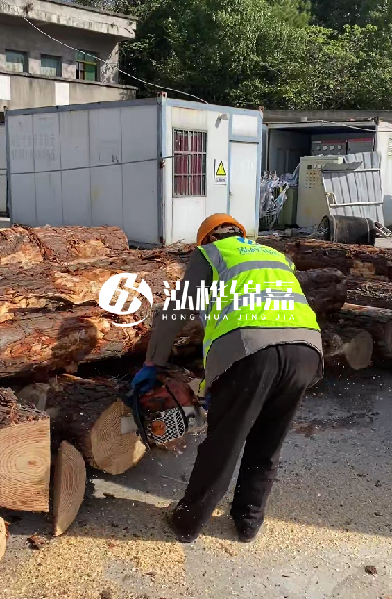 湖北有打樁木源頭工廠嗎？4米8公分松木樁多少錢(qián)一根？