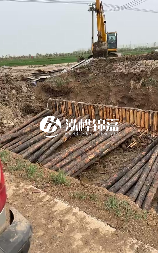 5米大頭16松木樁多少錢一根？按小頭報價貴還是大頭報價貴？