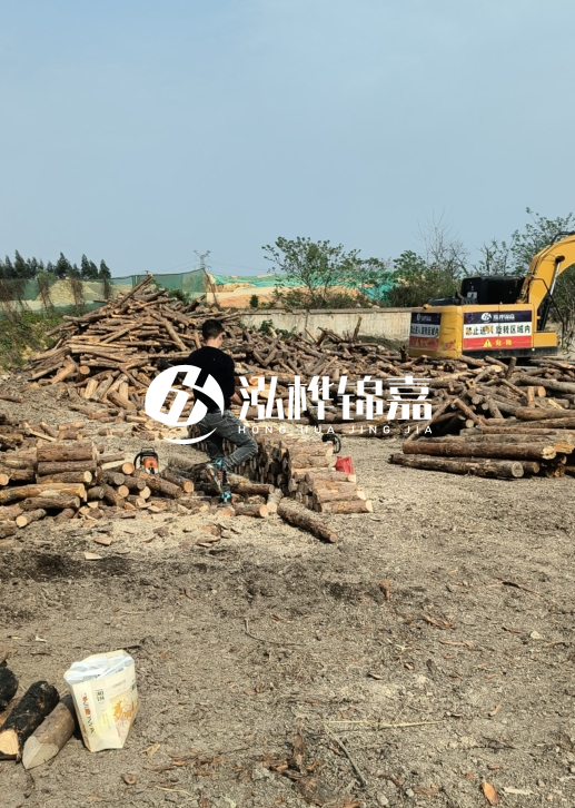 松木樁現(xiàn)貨供應(yīng)的廠家有哪些？泓樺錦嘉可以送山西嗎？