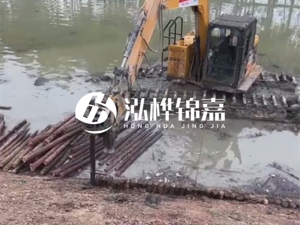 怎么選擇靠譜的松木樁施工隊 - 水上打松木樁聯(lián)系電話多少？