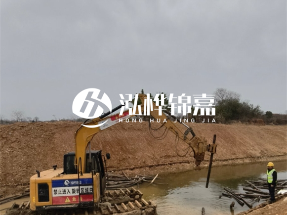 為什么要進行河道護坡？堤壩加固木樁的作用？