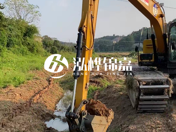 陜西松木樁廠家泓樺錦嘉-松木樁尾徑測量從哪個(gè)位置開始算？