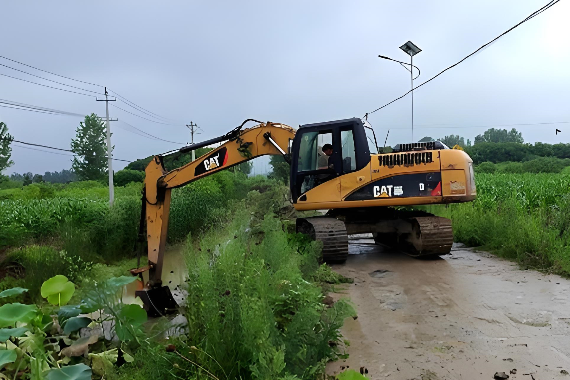 長沙水挖清淤團(tuán)隊泓樺錦嘉-沼澤地清淤費用大概是怎樣計算的？?