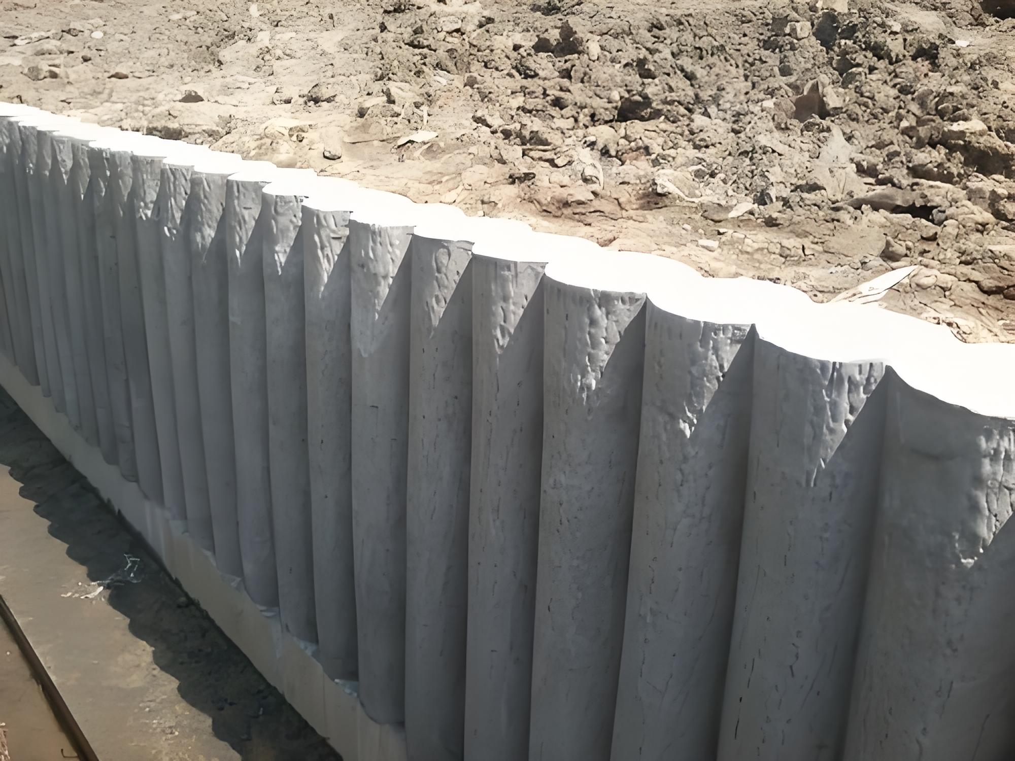 水泥樁批發(fā)廠家泓樺錦嘉-水泥仿木樁的樁適用哪些場景？